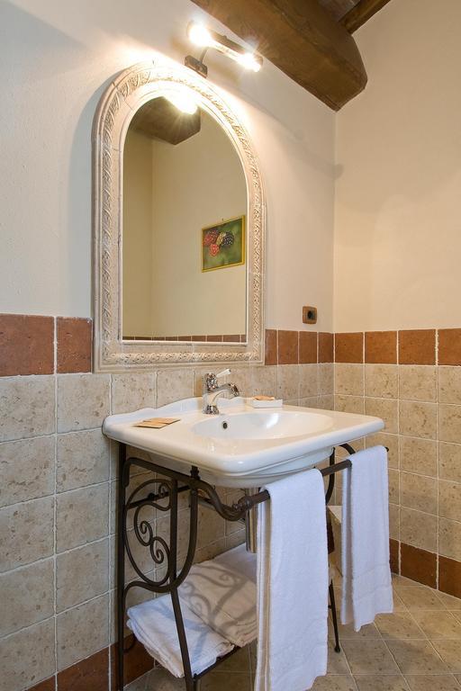 Locanda La Casina Di Lilliano Hotel Кастелина ин Кианти Стая снимка